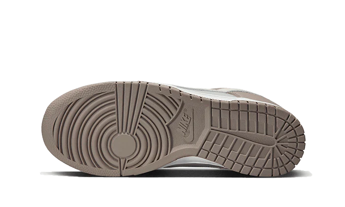 Nike Dunk Low Bone Beige (W) | OVERCEZ