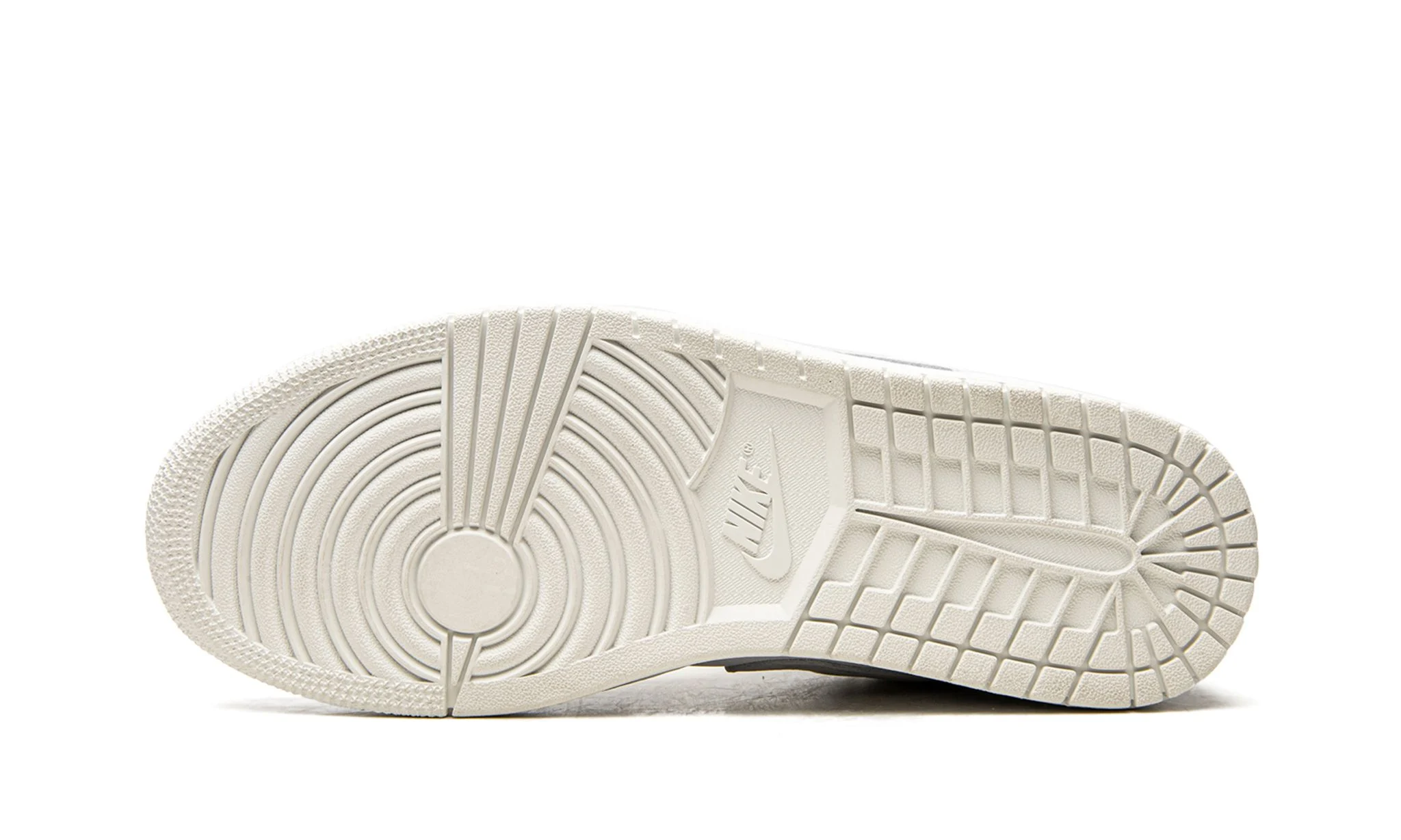 Air Jordan 1 Low Paris | OVERCEZ