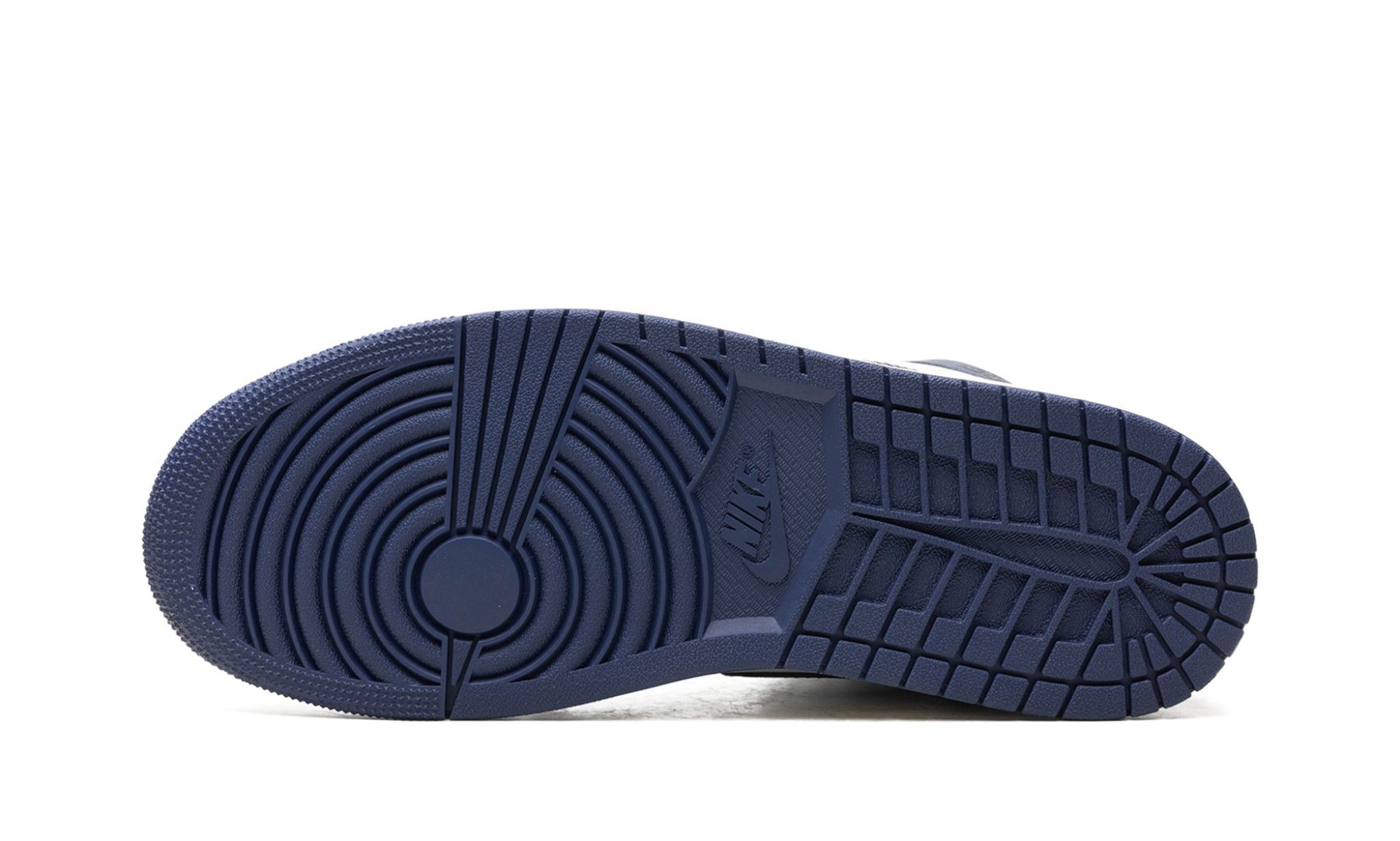 Air Jordan 1 Retro High OG Midnight Navy | OVERCEZ