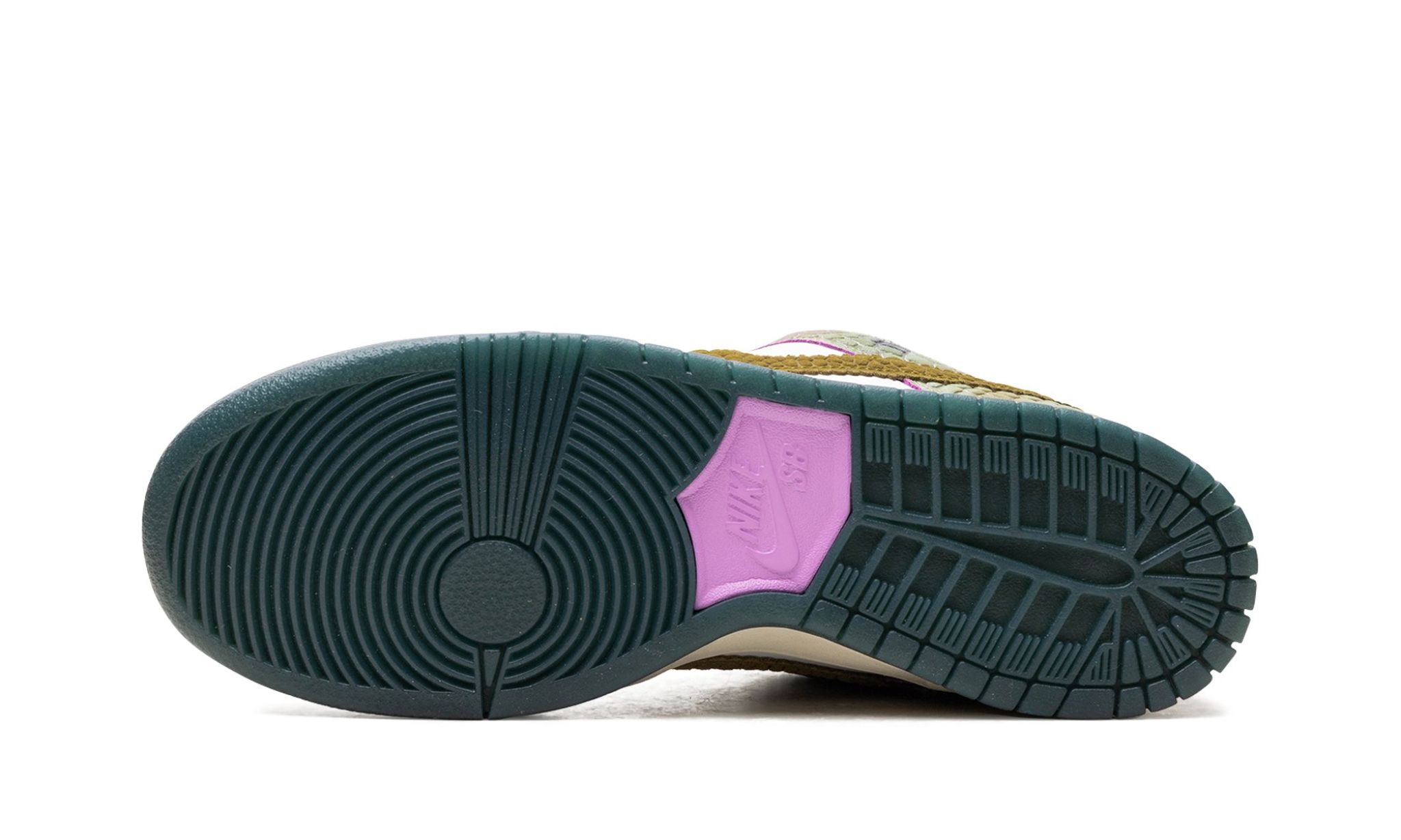 Nike SB Dunk Low Alexis Sablone Chameleon | OVERCEZ