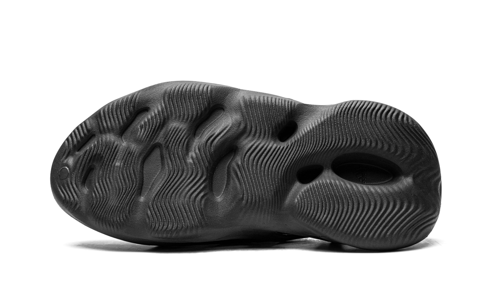 Yeezy Foam RNNR Onyx | OVERCEZ