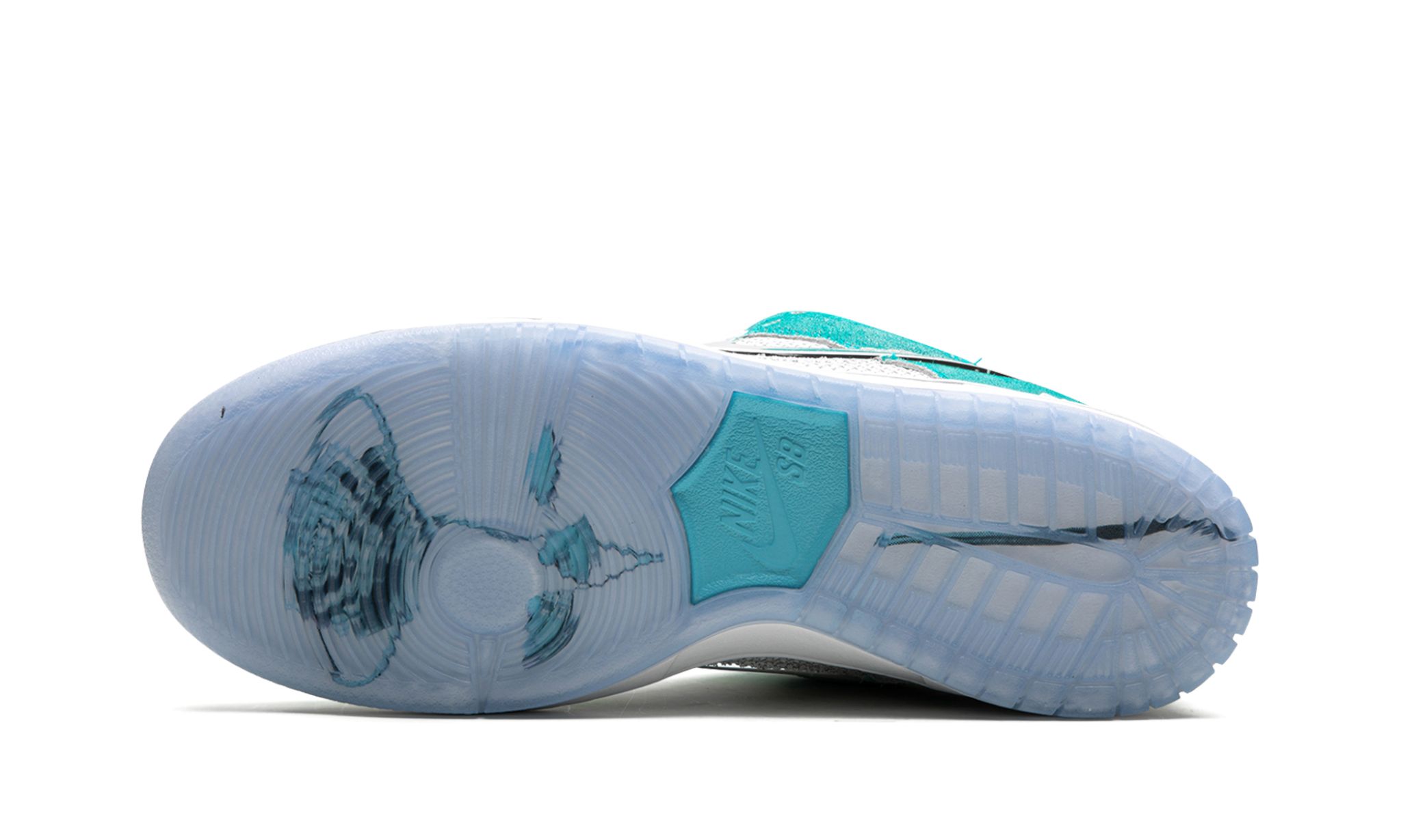 Nike SB Dunk Low April Skateboards | OVERCEZ