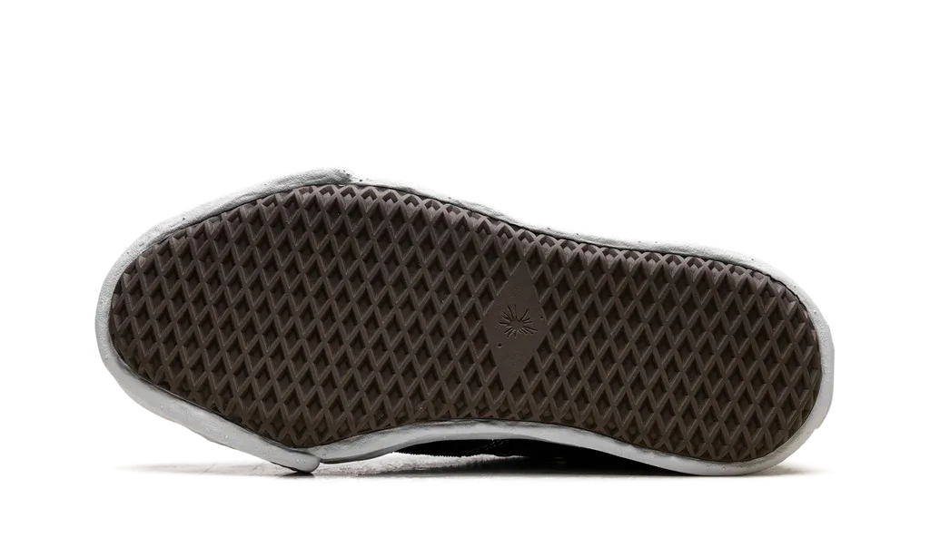 Maison Mihara Yasuhiro Peterson OG Sole Canvas Low Black | OVERCEZ