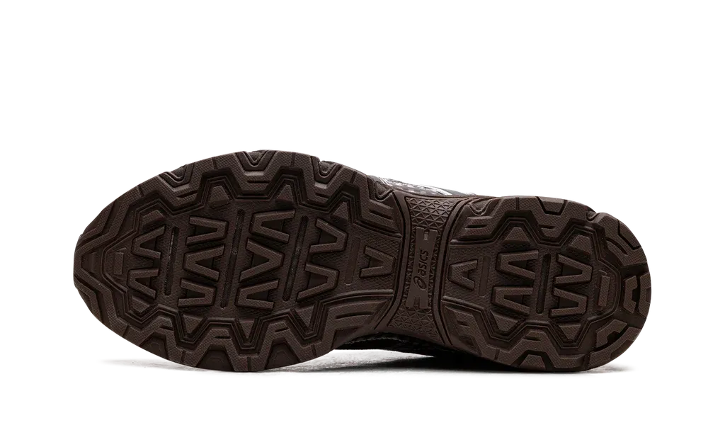 ASICS Gel-Venture 6 Story mfg. Reddish Brown Gingham | OVERCEZ